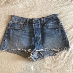 Levi’s shorts